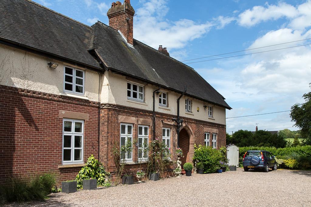 Heywood Hall Denstone Екстериор снимка