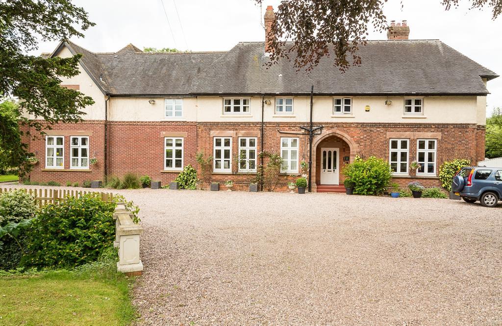 Heywood Hall Denstone Екстериор снимка