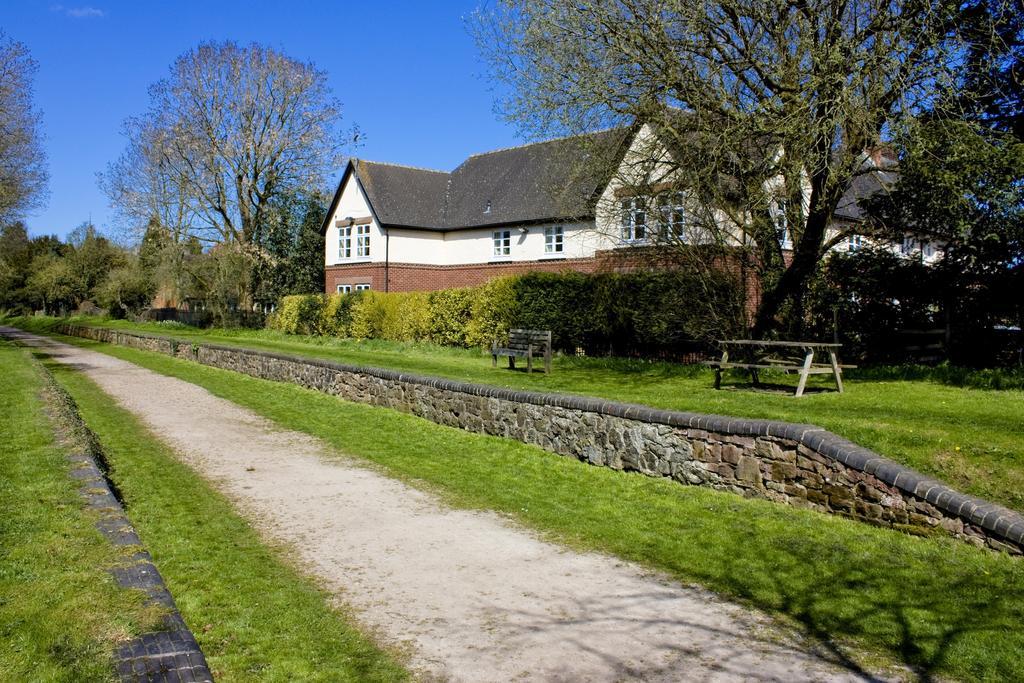 Heywood Hall Denstone Екстериор снимка