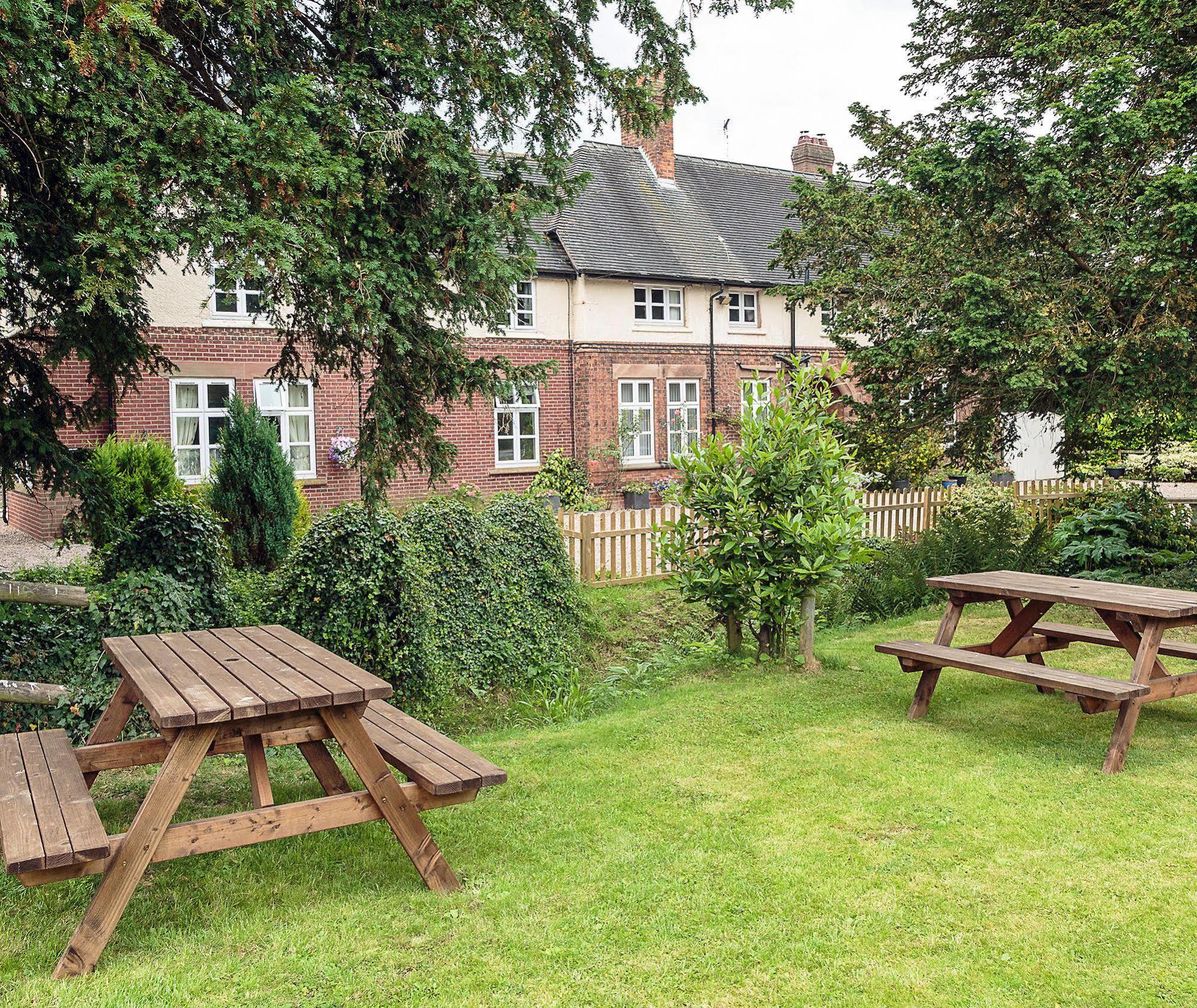 Heywood Hall Denstone Екстериор снимка